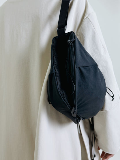 Amiche Alpine x allmansright Moon Bag